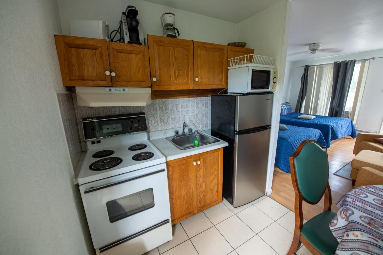 Motel Fleur De Lys Magog Dış mekan fotoğraf