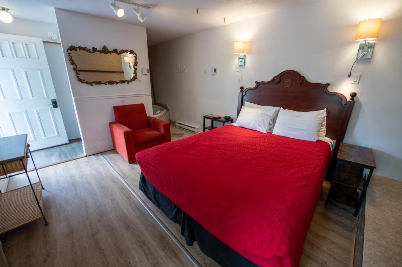 Motel Fleur De Lys Magog Dış mekan fotoğraf