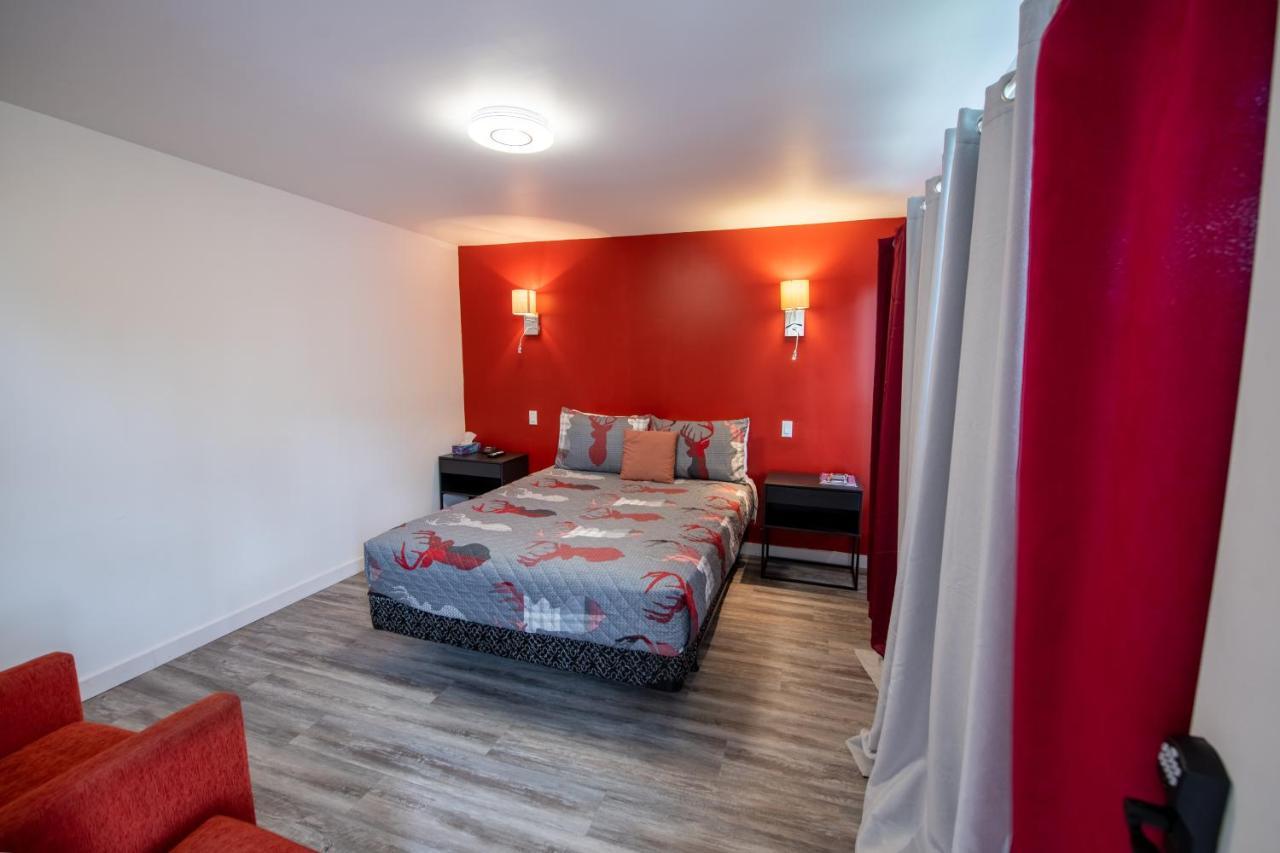 Motel Fleur De Lys Magog Dış mekan fotoğraf