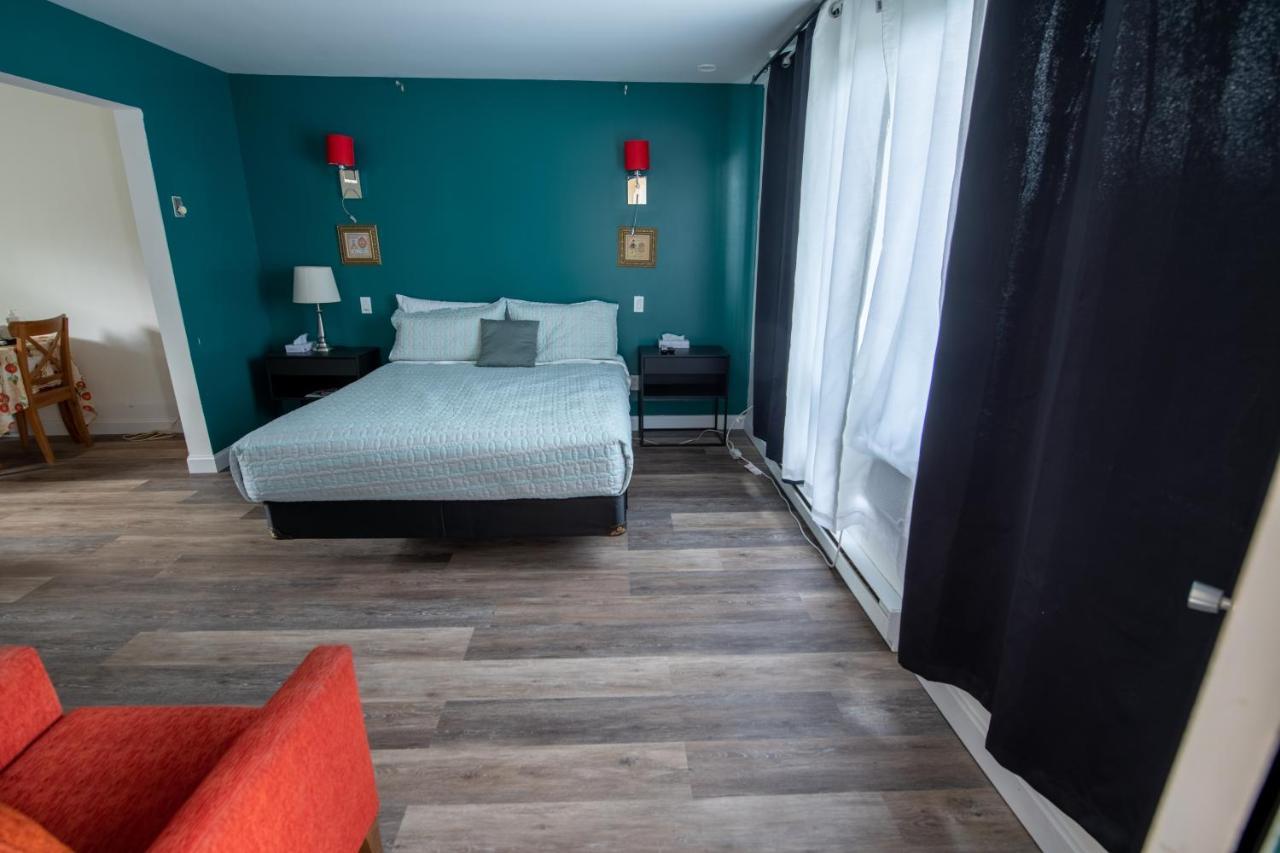Motel Fleur De Lys Magog Dış mekan fotoğraf