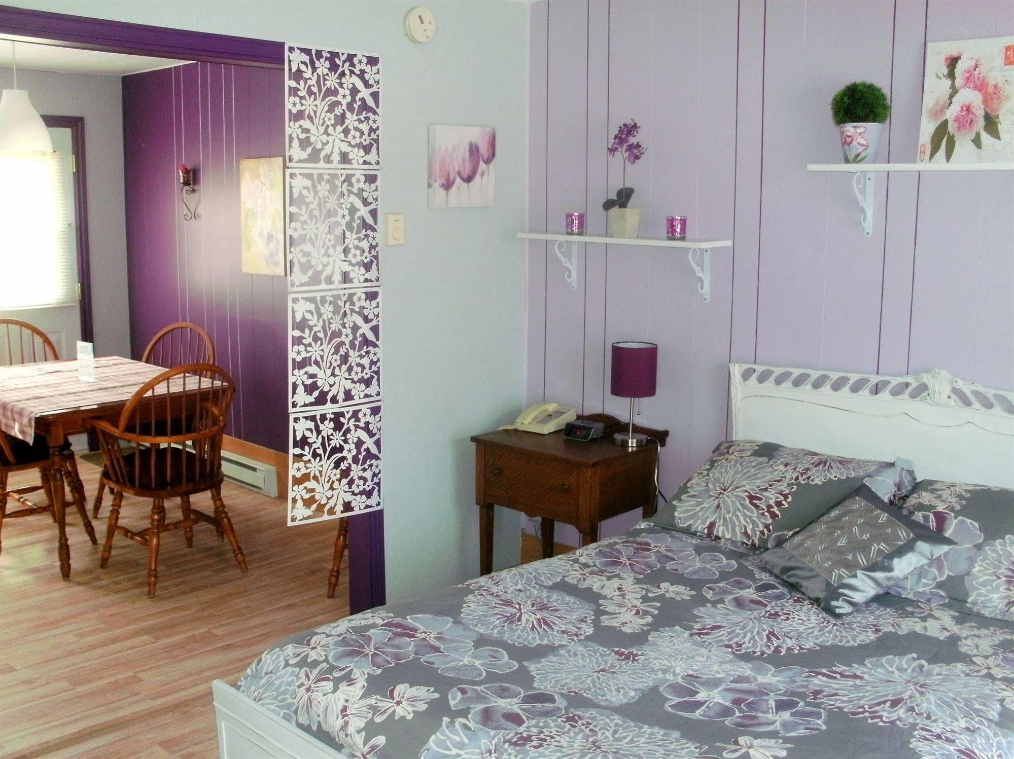 Motel Fleur De Lys Magog Dış mekan fotoğraf